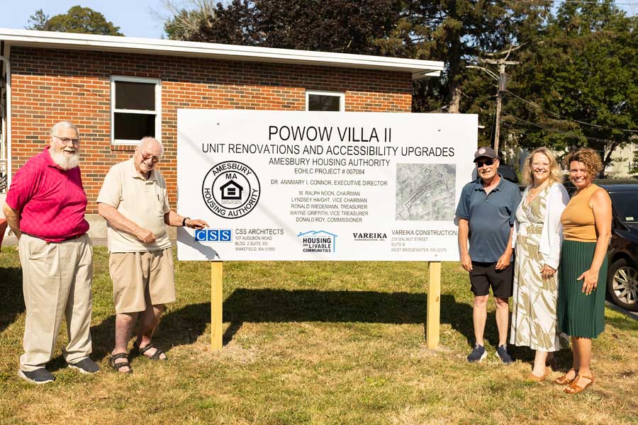 picture of board members